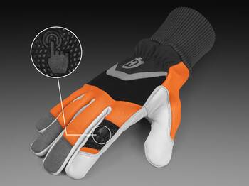 Gloves Functional With Saw Protection