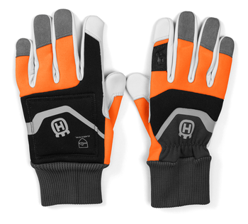 Gloves Functional With Saw Protection